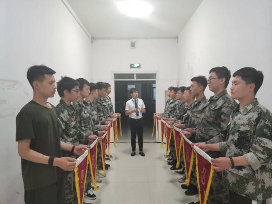 彩票十大网站：推进“一专多证”制度，培养两专多能复合型人才