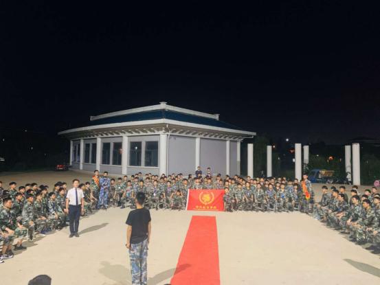 彩票十大网站举行目标誓师大会暨表彰大会