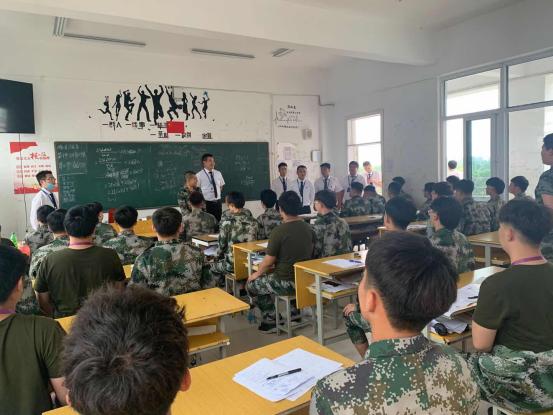 秩序井然，学风浓厚！彩票十大网站坚持每天巡班查课