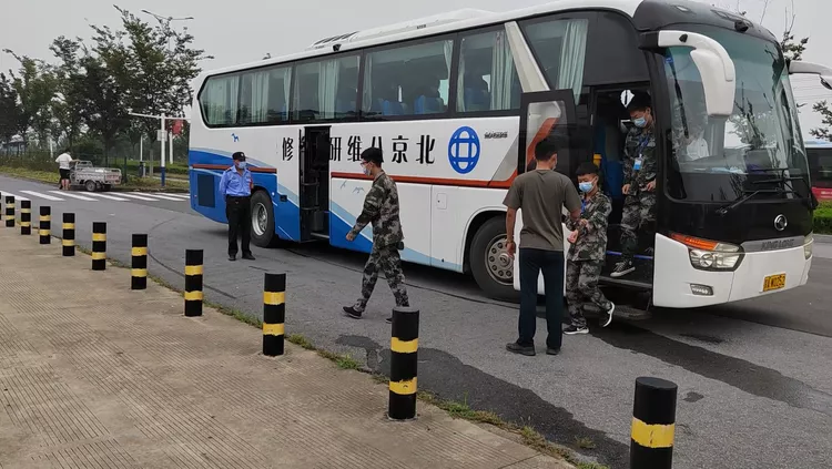 十大彩票网站排名举办2021年秋季开学疫情防控应急处置工作实战演练